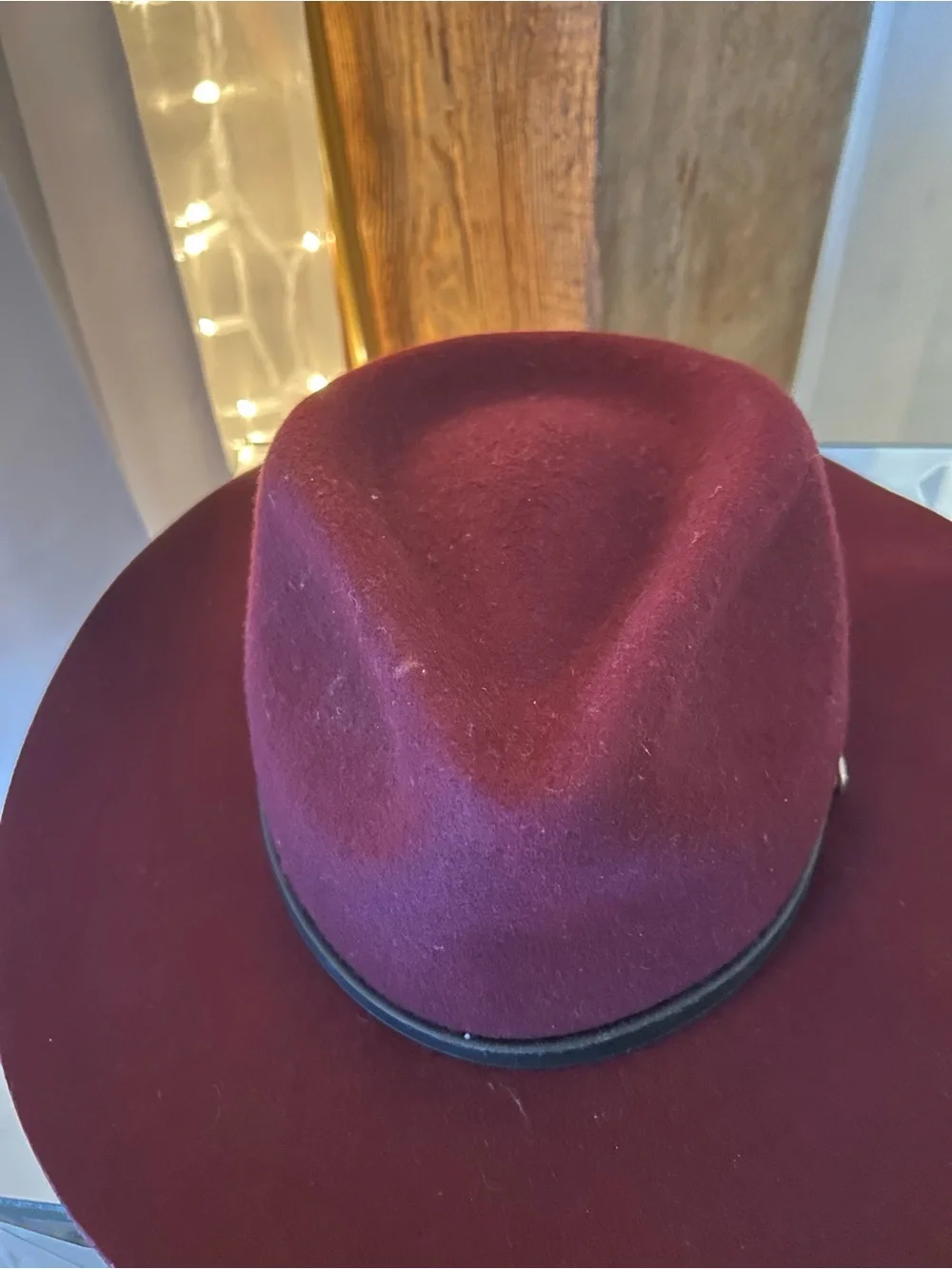 Women's Wine Felt Wide-Brim Hat with Black Leather Band Silver Buckle